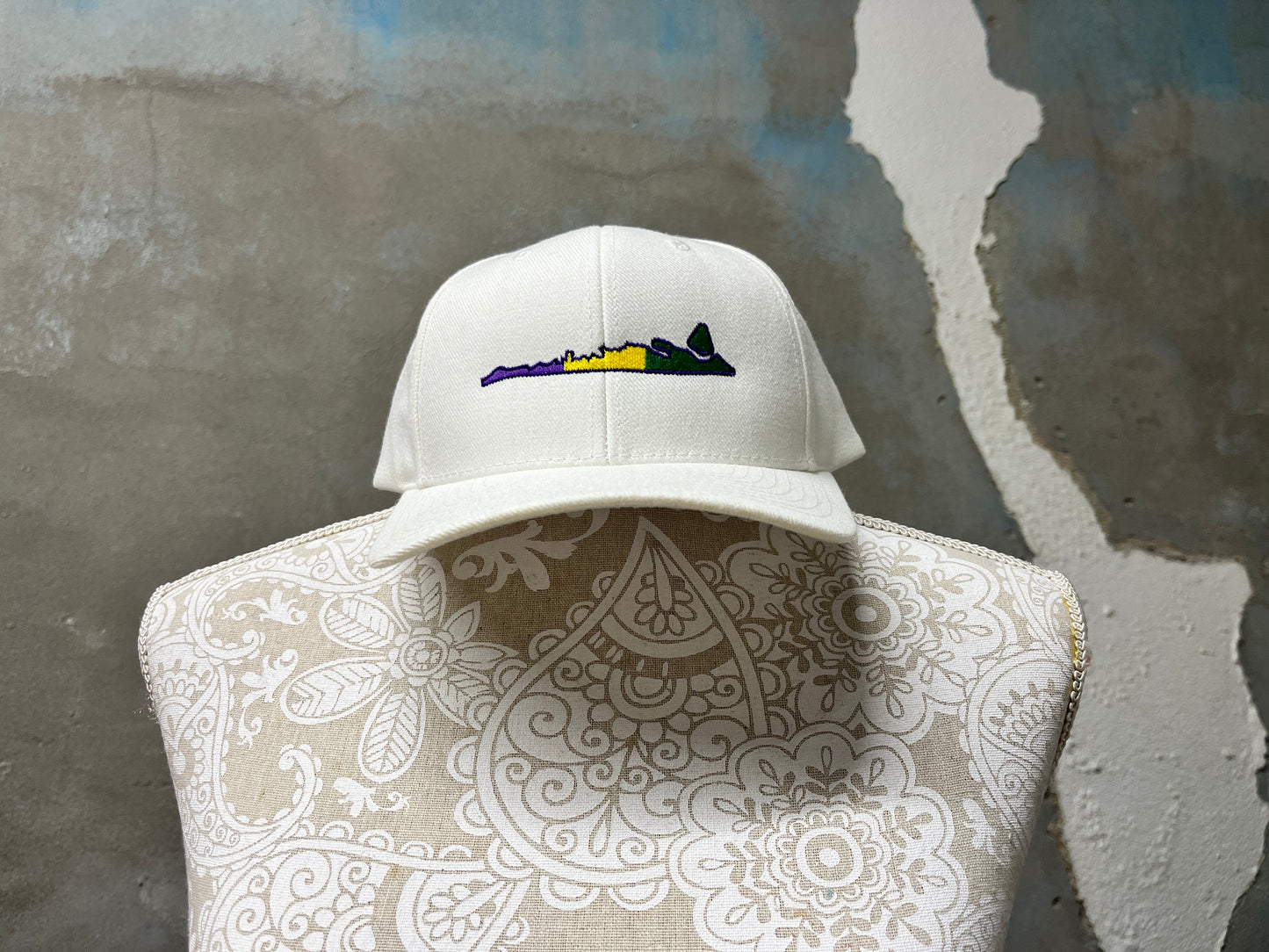Mardi Gras Island Hat